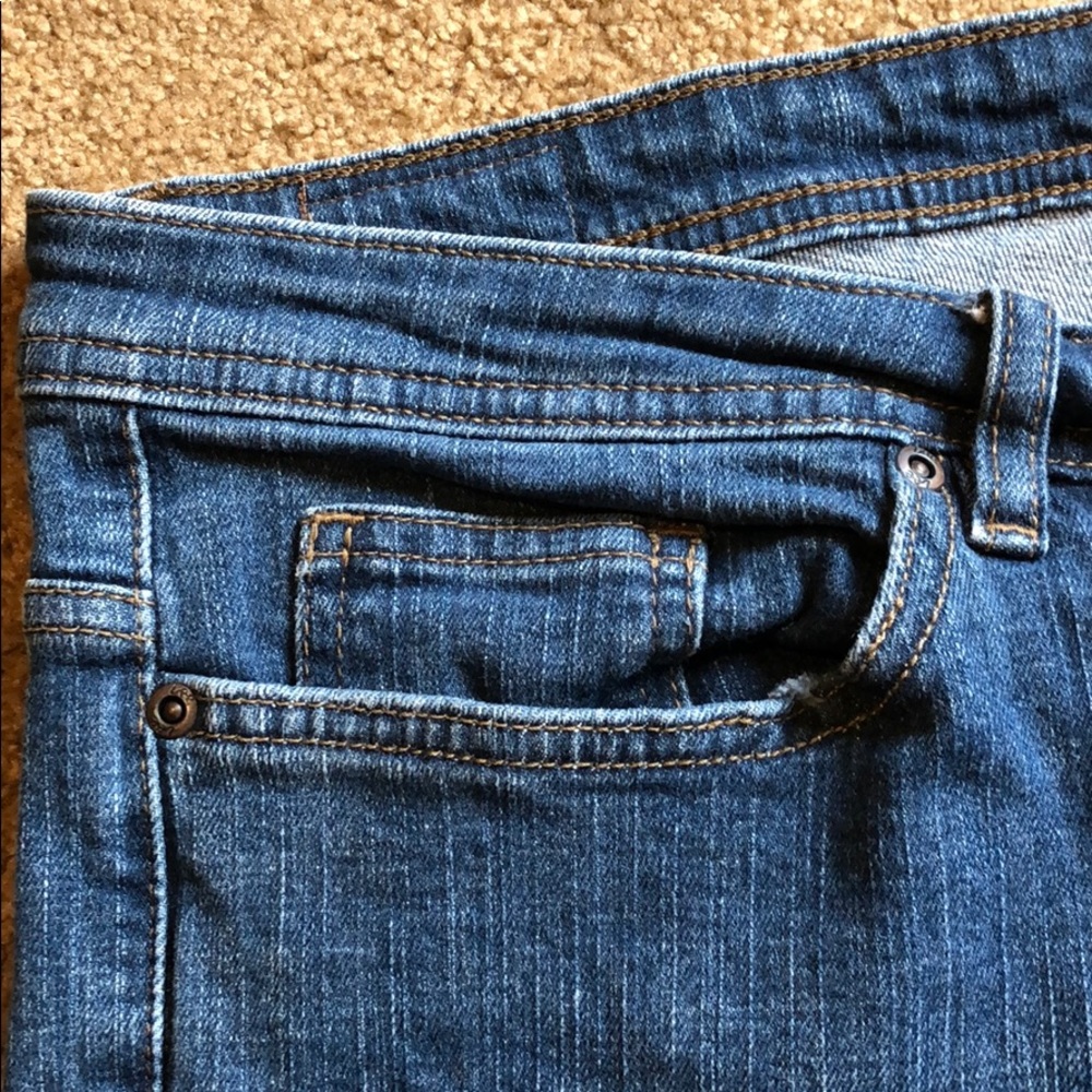 Jeans - Picture 2 of 6